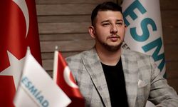 ESMİAD Başkan Yardımcısı Furkan Sürücü depremde kaybedilen vatandaşları andı