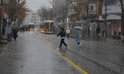 Meteorolojiden Eskişehir için sağanak yağış uyarısı!