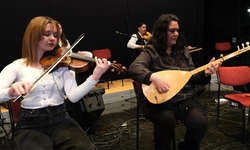 Tıp öğrencilerinden müzik korosu
