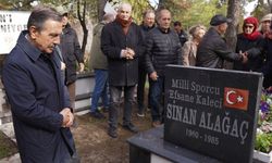 Efsane Kaleci Sinan Alağaç’a Vefa