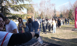 Öğrencilerinden “Dönem Arası Köfte Molası”