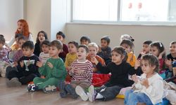 Tepebaşı’nda Minik Yürekler Şiirle ve Müzikle Buluştu