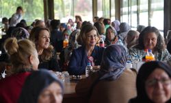 Büyükşehir’den güçlü sosyal destek: Binlerce koli, yüz binlerce öğün, on binlerce vatandaş