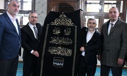 Milli Eğitim ve Müftülük İş Birliğiyle Camiye Yeni Minber Örtüsü