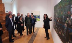 Ahmet Ataç, OMM’un yeni sergisi “Ferahfeza”yı ziyaret etti