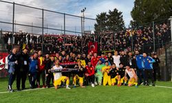 Tribünde yürek burkan detay, Es-Es’in ruhunu anlattı!