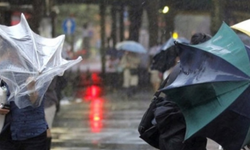 Eskişehir'de çatı uçması ve zehirlenme riski!