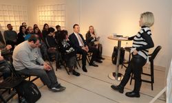 Neslihan Uzer genç oyuncularla buluştu