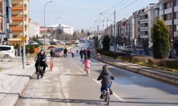 Pazar Günü Araç Yasak, Keyif Serbest: İşte Trafiğe Kapatılacak Cadde ve Sokaklar