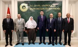 AK Parti İl Başkanı Albayrak ve Belediye Başkanları Bakan Kurum ile Görüştü