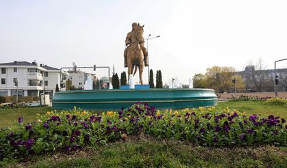 Eskişehir Büyükşehir Belediyesi binlerce çiçekle şehri süsleyecek