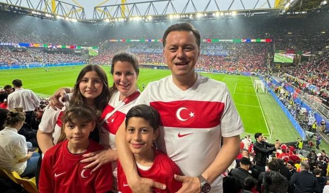 Nebi Hatipoğlu: Türk Milli Takımı nerede, Hatipoğlu ailesi orada