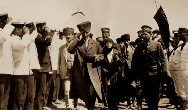 Atatürk'ün Eskişehir'e gelişinin 104'üncü yıl dönümü