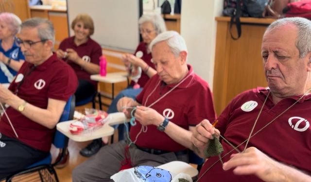 60+ Tazelenme Üniversitesi’nden LÖSEV’e bağış