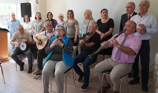 Deneyimli Vatandaşlar Anneler Günü’nü Kutladı