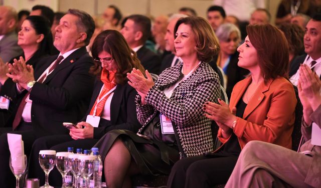 ''Yerel yönetimler, demokrasinin en güçlü halkasıdır''