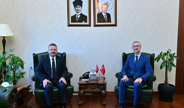 Ukrayna Büyükelçisi Dzhelıalov, Eskişehir Valiliğini Ziyaret Etti