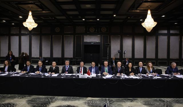 Fatih Dönmez Peter Kanev'i tebrik etti