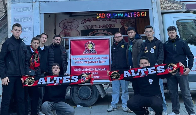 Eskişehirspor taraftarları 20 Şehit asker için lokma döktü