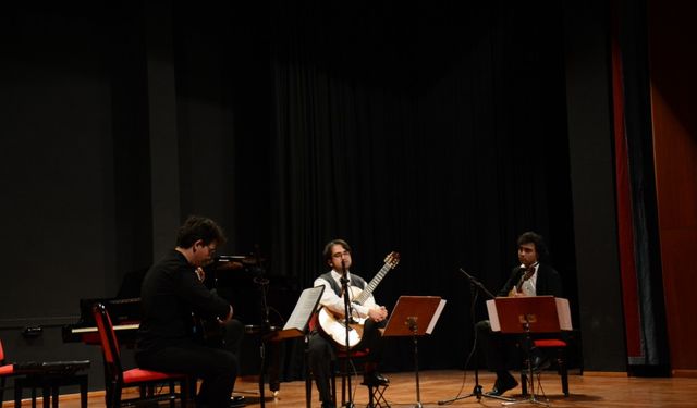 Anadolu Üniversitesinde Gitar Konseri