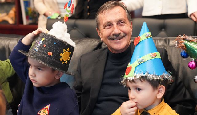 Ataç, yeni yılı çocuklarla kutladı!