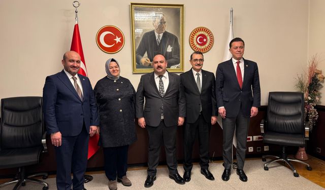 Başkan Hamamcı, AK Parti Grup Toplantısı’na katıldı