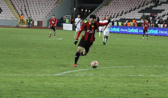 Yeni transferler Eskişehirspor’da beğeni topladı