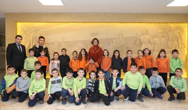 Minikler Başkan Ünlüce ile buluştu