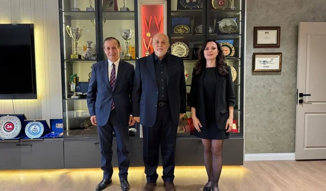 İş İnsanı Avni Ongurlar Medya 26 Grup’u Ziyaret Etti