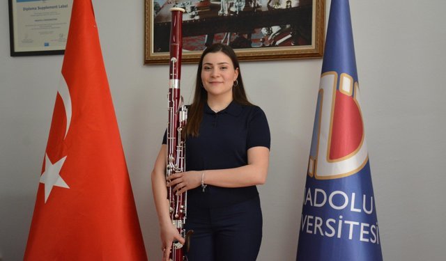 Eskişehirli Sanatçı Ece Nur Özer Almanya’da Kadroya Girdi