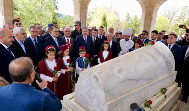 İl Kültür Müdürlüğü ile Ortak Program: Fatih Dönmez, Yunus Emre ve Nasreddin Hoca’yı Anlattı