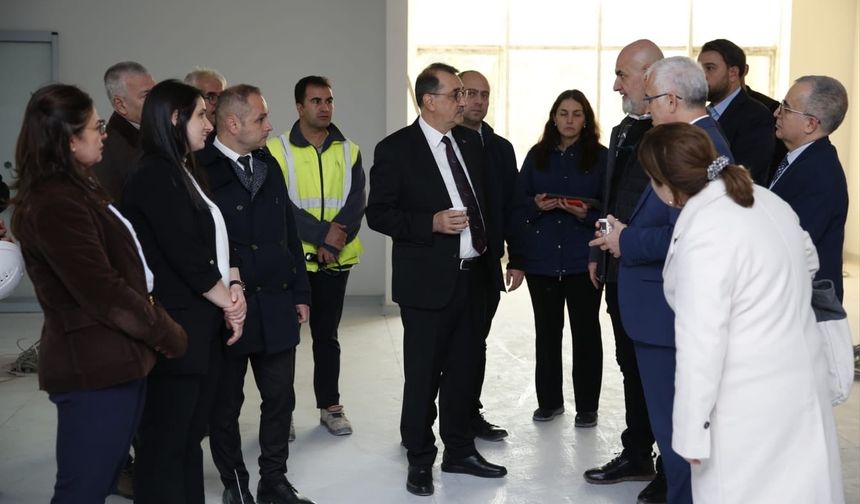 Fatih Dönmez’den ESOGÜ Ağız ve Diş Sağlığı Hastanesi’ne ziyaret