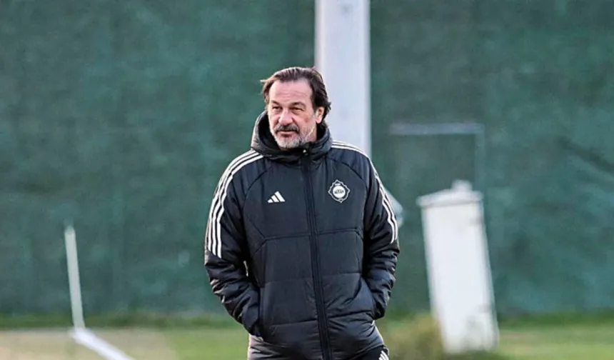 Altay yeni hoca arıyor