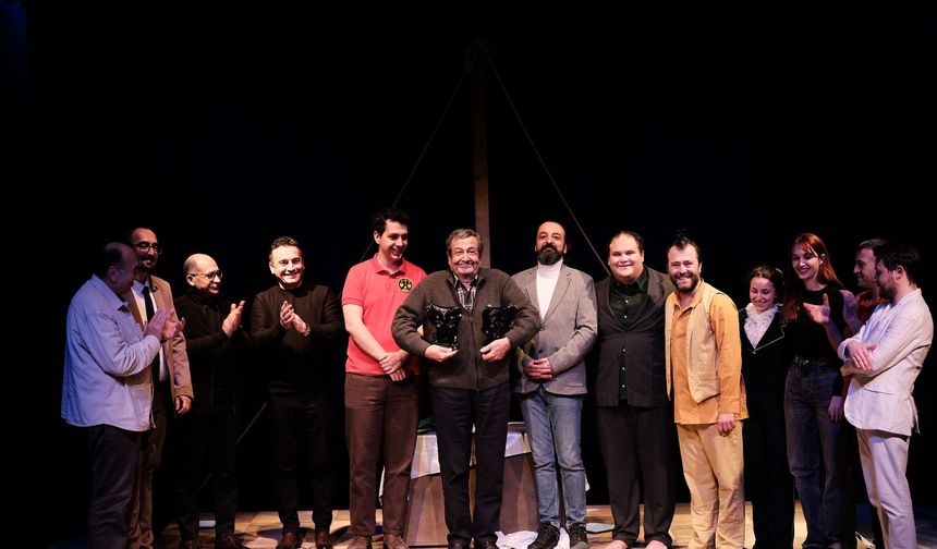 Açık Denizde'ye anlamlı gala