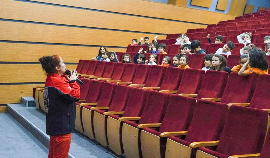 TAK Ekibi afet bilinci oluşturdu