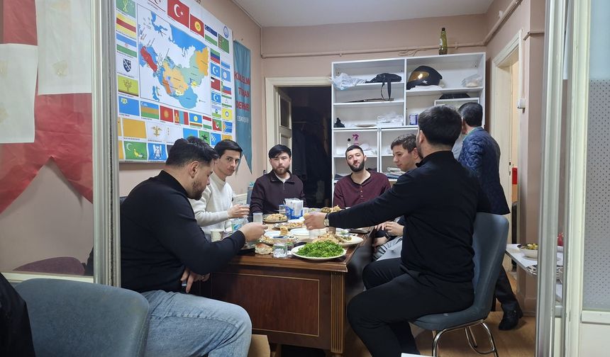 Eskişehir’den Özbekistan’a Selam: Kamron Rustamov ve Ekibinden Duygulandıran Ziyaret