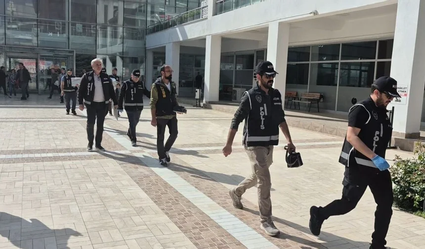 TEPEBAŞI BELEDİYESİ’NE OPERASYON