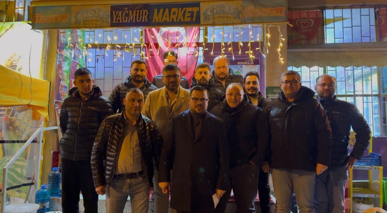 Dr. Veli Görkem Pala ve Gönüllülerden Mahallede Dayanışma Örneği