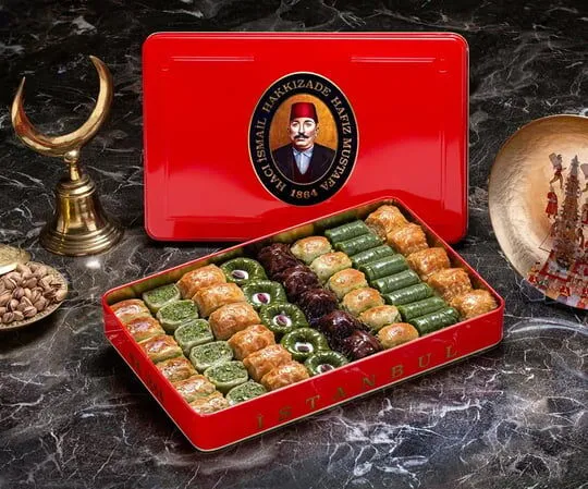 Fistikli Karisik Baklava Xl Kutu 12A5D3
